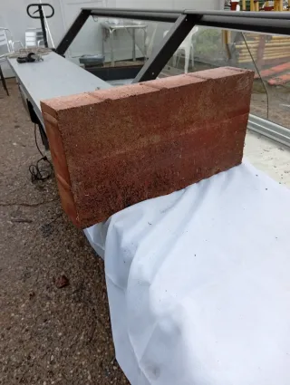 Ladrillo de construcción