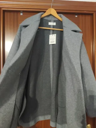 Abrigo de paño gris