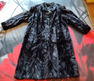 Abrigo de visón sintético negro