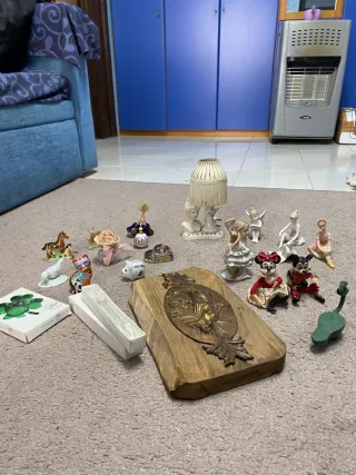 Lotto 6 Oggetti da Collezione