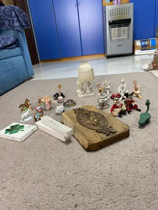 Lotto 6 Oggetti da Collezione