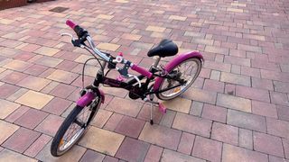 Bicicleta Btwin 500 20 Negra-Fucsia