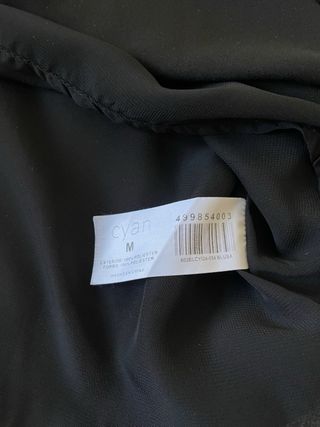 Blusa negra con encaje