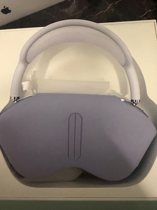 AirPods Pro Max viola