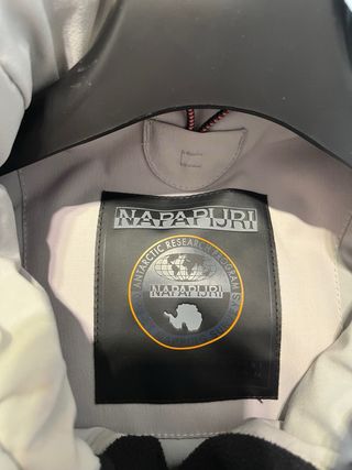 Chaqueta Napapijri sky forrada de polar