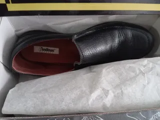 Zapatos Andinos Hombre. Talla 45