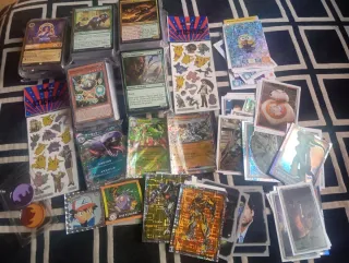 Lote cartas y cromos variados