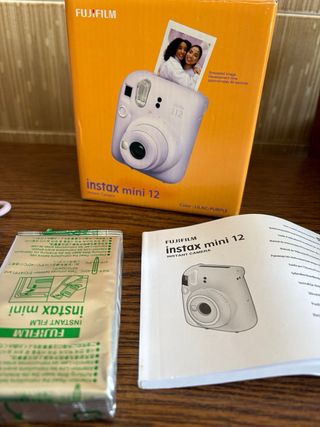 Fujifilm Instax Mini 12 Lilla + 10 Ricariche