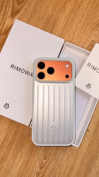 Funda iPhone 15 Pro Max Rimowa