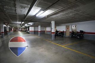 Garaje en venta en Teatinos en Málaga