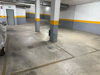Garaje en venta en Centro - Doña Mercedes en Dos Hermanas