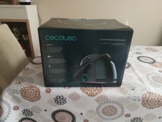 Centro de planchado Cecotec 2400W nuevo