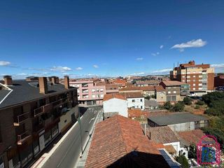 Dúplex en venta en Trobajo del Camino en San Andrés del Rabanedo