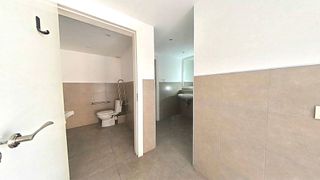 Local comercial en venta en Zona Industrial en Prat de Llobregat, El