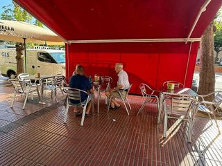 Bar en venta en Plaça Catalunya en Prat de Llobregat, El