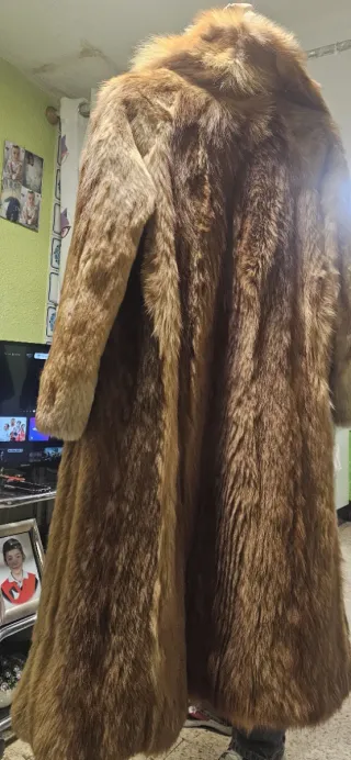 Abrigo largo de piel