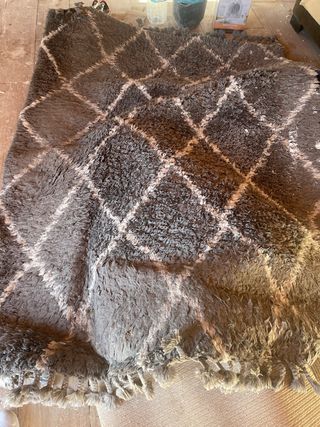 Alfombra grande de diseño geométrico