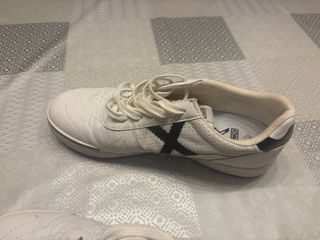 Zapatillas Munich Fútbol Sala Blancas Negras