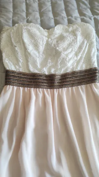 Vestido strapless blanco y rosa