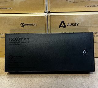 AUKEY Power Bank 16000mAh Quick Charge 2.0