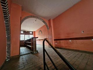 Local comercial en venta en Tanos en Torrelavega