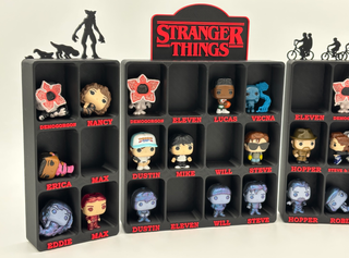 Expositor Colección Stranger Things Kinder Joy