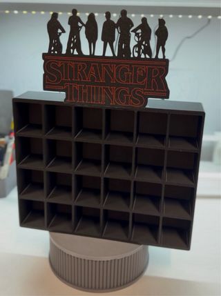 Estantería Stranger Things Kinder