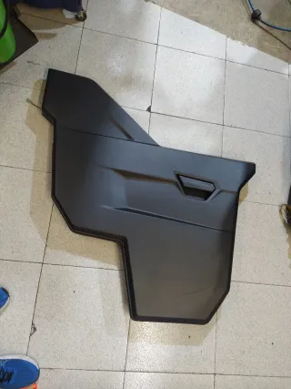 CF Moto UForce 1000cc 2 puertas Negro