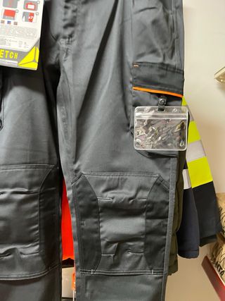 Pantalones de trabajo Deltaplus negros