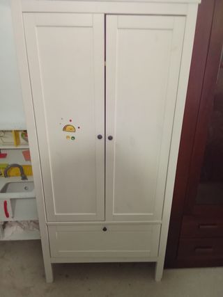 Armario infantil blanco