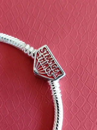 Pulsera Stranger Things Talla 18