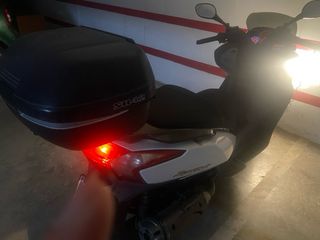 Kymco Superdink 125i Blanca