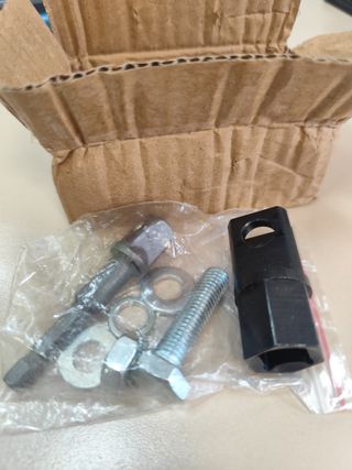 Adaptador Gato Coche 1.3cm/0.5in