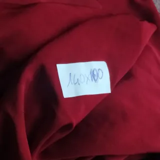 Tessuto rosso cardinale 140x100