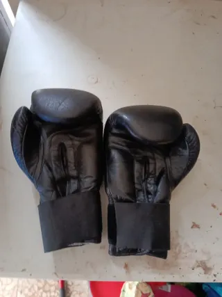 Guantes de Boxeo Daedo 10oz Negros