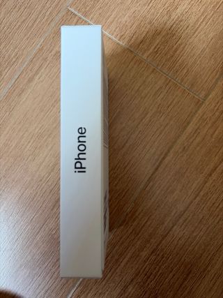 Caja iPhone 13