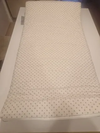 Colchón de viaje estrellas beige