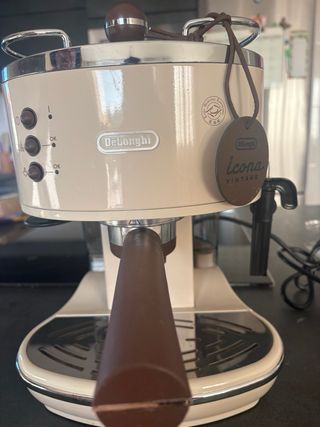 Cafetera DeLonghi Icona Vintage Beige