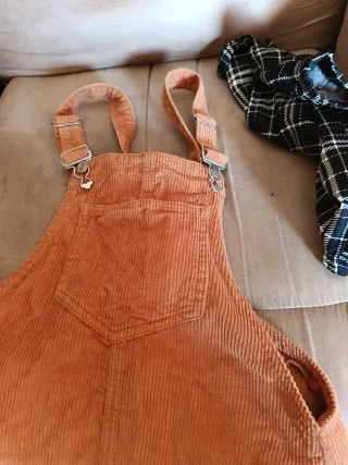 Peto de pana naranja