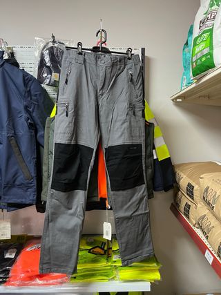 Pantalones de trabajo grises y negros