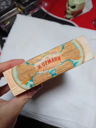 Caja antigua H. Upmann Fábrica de Tabacos Cuba