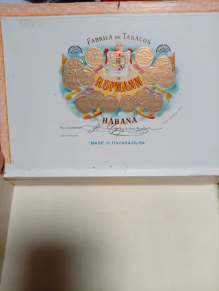 Caja antigua H. Upmann Fábrica de Tabacos Cuba