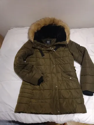 Abrigo Zara Verde Militar con Capucha