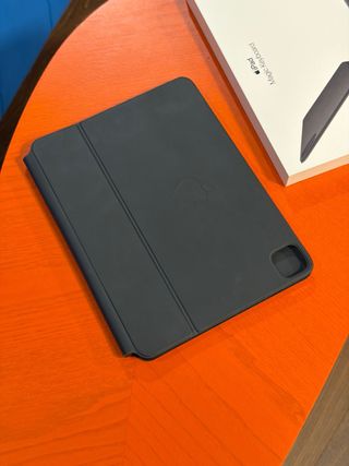 Teclado Magic Keyboard iPad Apple Negro