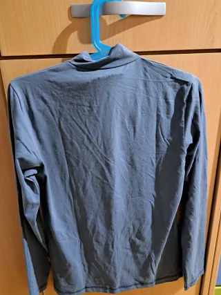 Camiseta térmica gris cremallera Talla L