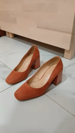 Lote Sandalias y Zapato Salón Talla 35-36