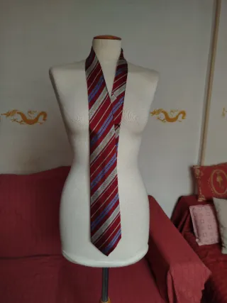 Corbata Cánova's Club Rayas Azul y Rojo