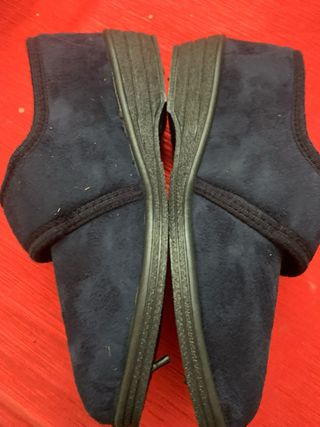 Pantofole blu con strappo nuove