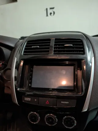Pantalla radio C4 Aircross / Mitsubishi ASX con mo