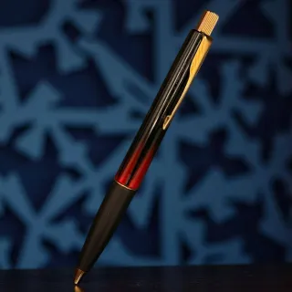 Bolígrafo Parker Frontier Negro y Rojo